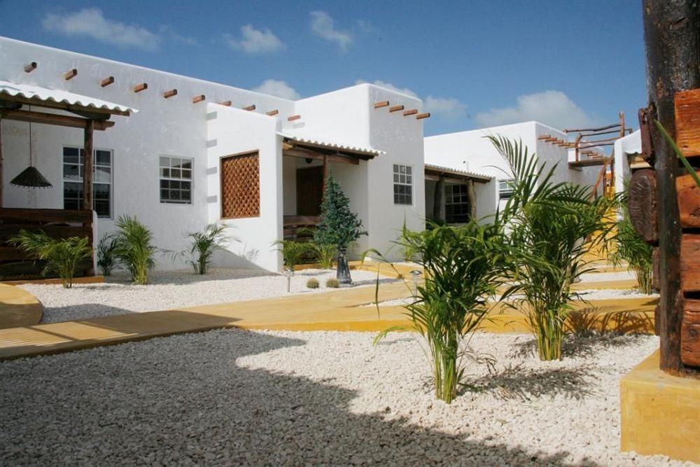 Bonaire Fun Apartments Exterior foto
