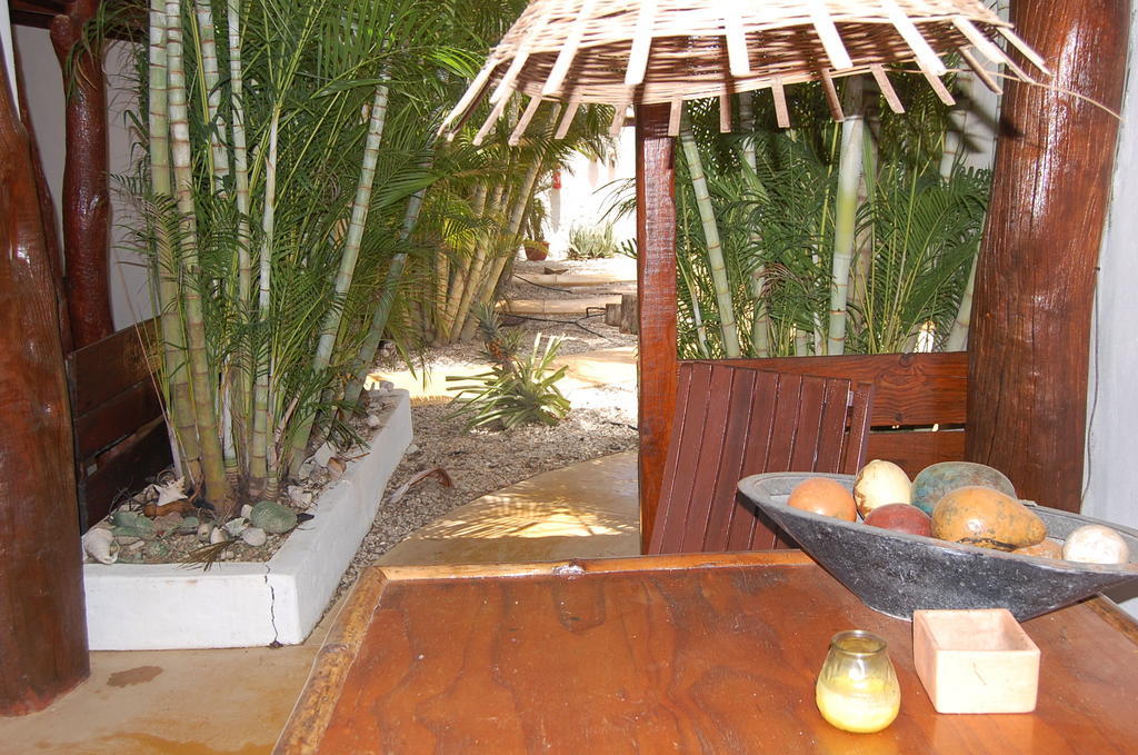 Bonaire Fun Apartments Habitación foto