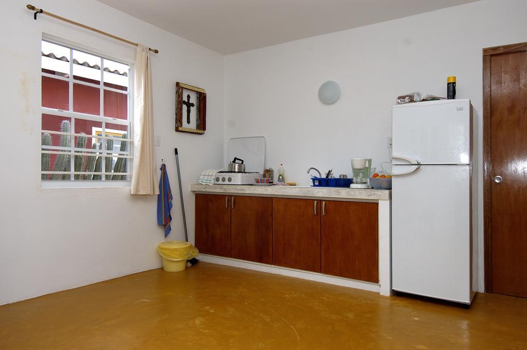 Bonaire Fun Apartments Habitación foto