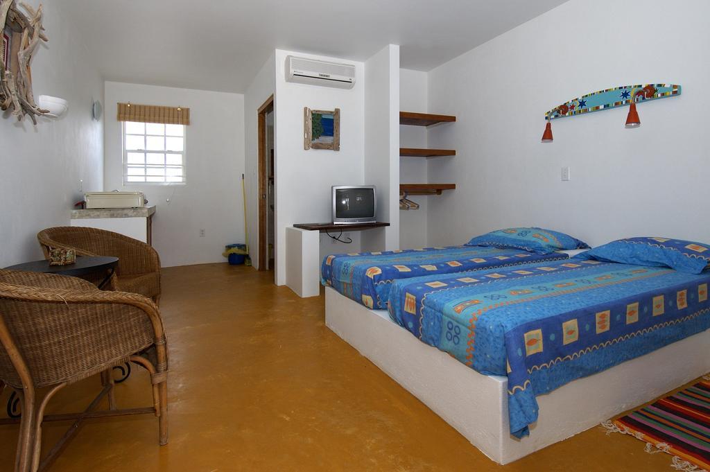 Bonaire Fun Apartments Habitación foto
